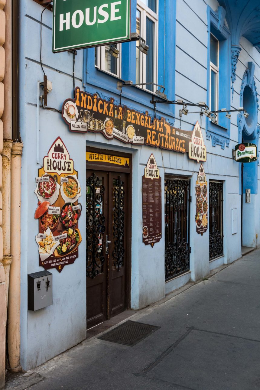 curry_house_prague_outside
